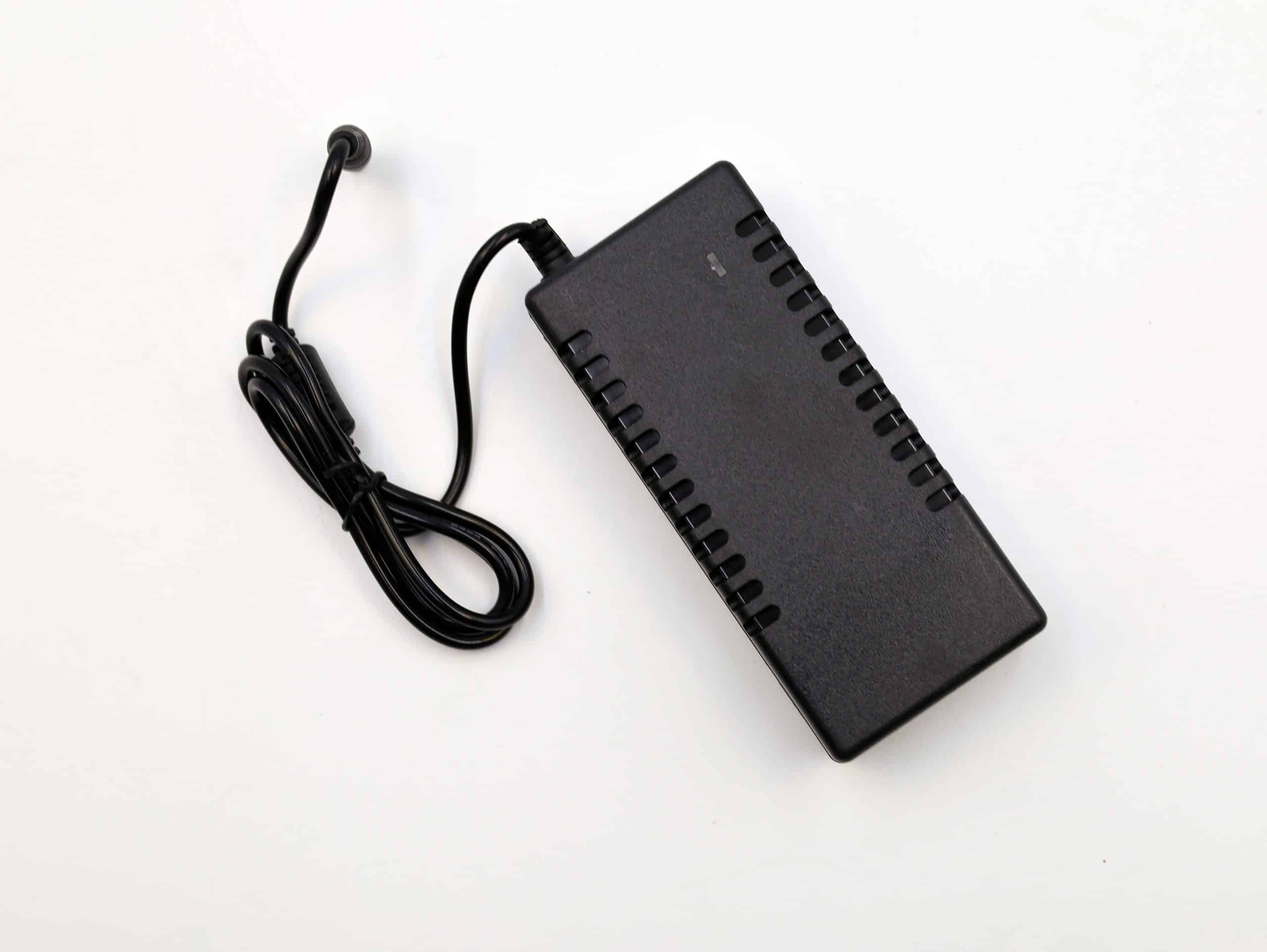 محولة راوتر 12v