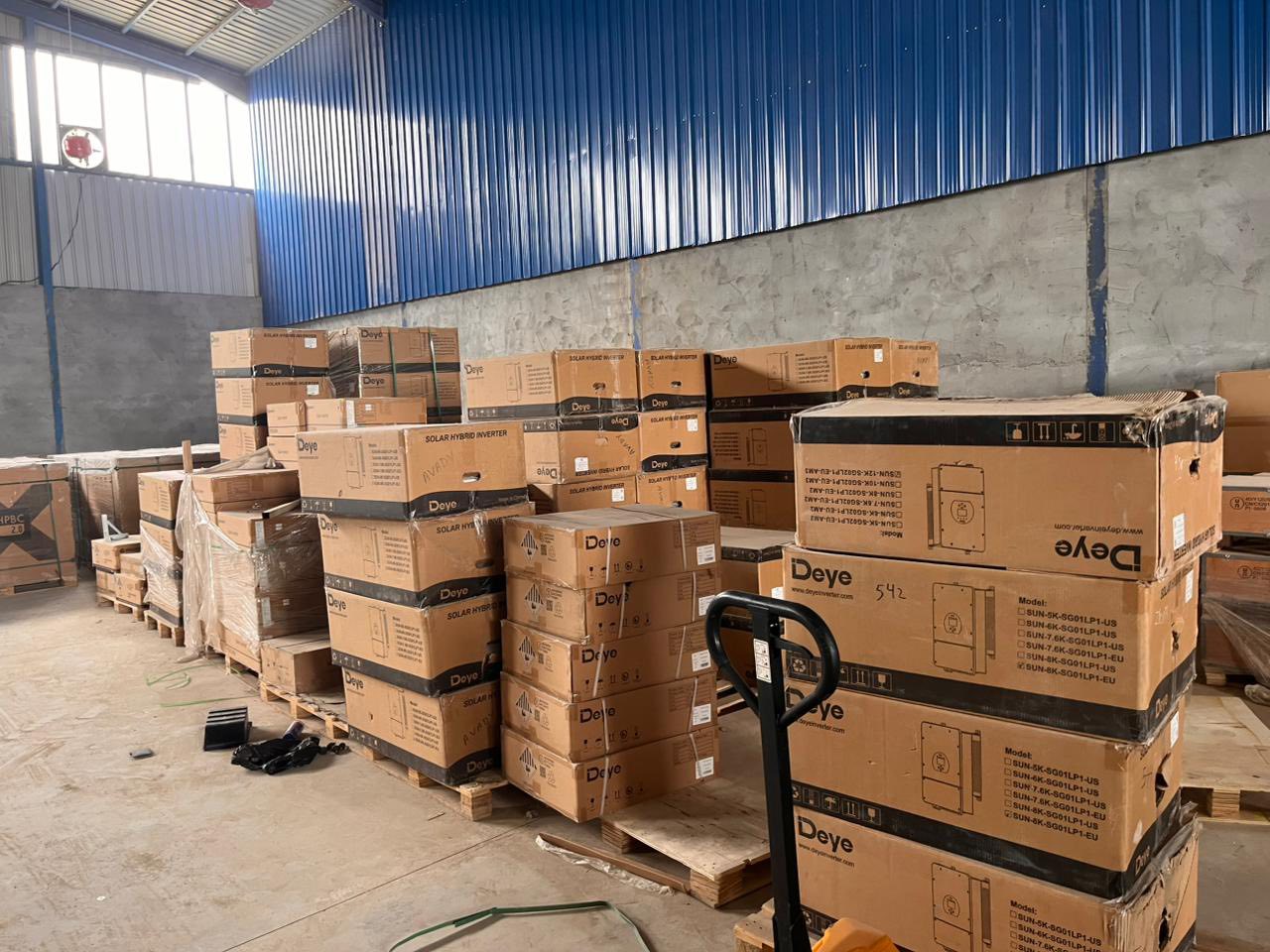 30A - 20A منظومة طاقة شمسية  DYEY